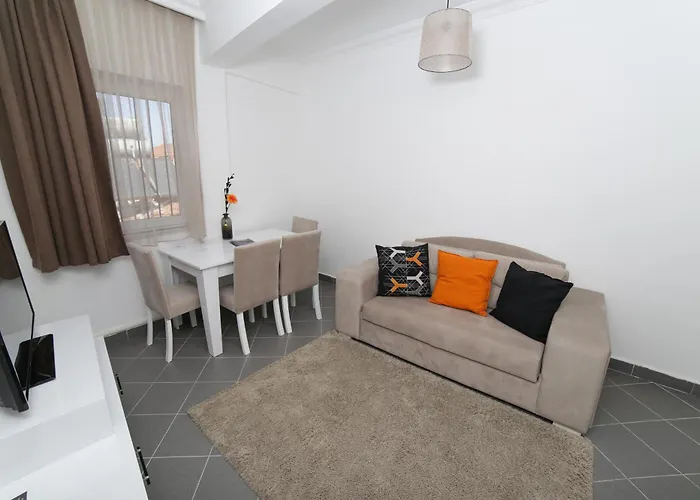 Downtown Cozy ホステル フェティエ