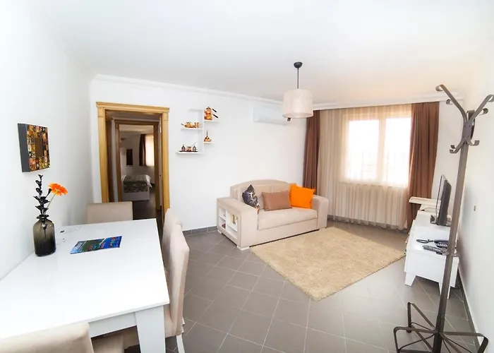 Downtown Cozy Хостел *