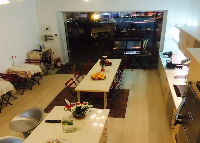 Хостел Downtown Cozy *